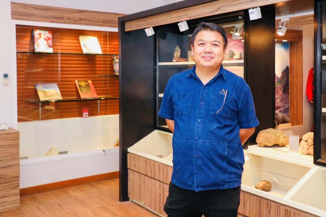 นักธรณีวิทยา จุฬาฯ พบหลักฐานใหม่ คนโบราณอาศัยบนเขาพนมรุ้ง-เขาปลายบัด