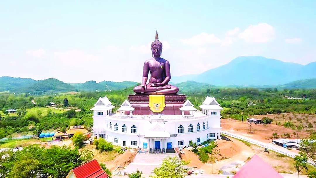 ทอดกฐินสามัคคีมหากุศลฯ จัดตั้งกองทุนพระสมเด็จองค์ปฐม ‘พระพุทธเมตตา’  ถวายเป็นพระราชกุศลแด่รัชกาลที่ 9 ณ วัดเทพประทาน (อธิพร) จ.จันทบุรี