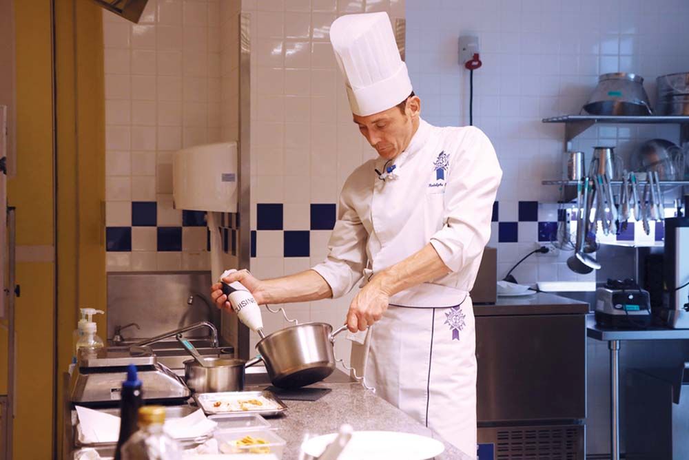 เลอ กอร์ดอง เบลอ ดุสิต จัด Open House  สานฝันคนอยากเป็นเชฟ