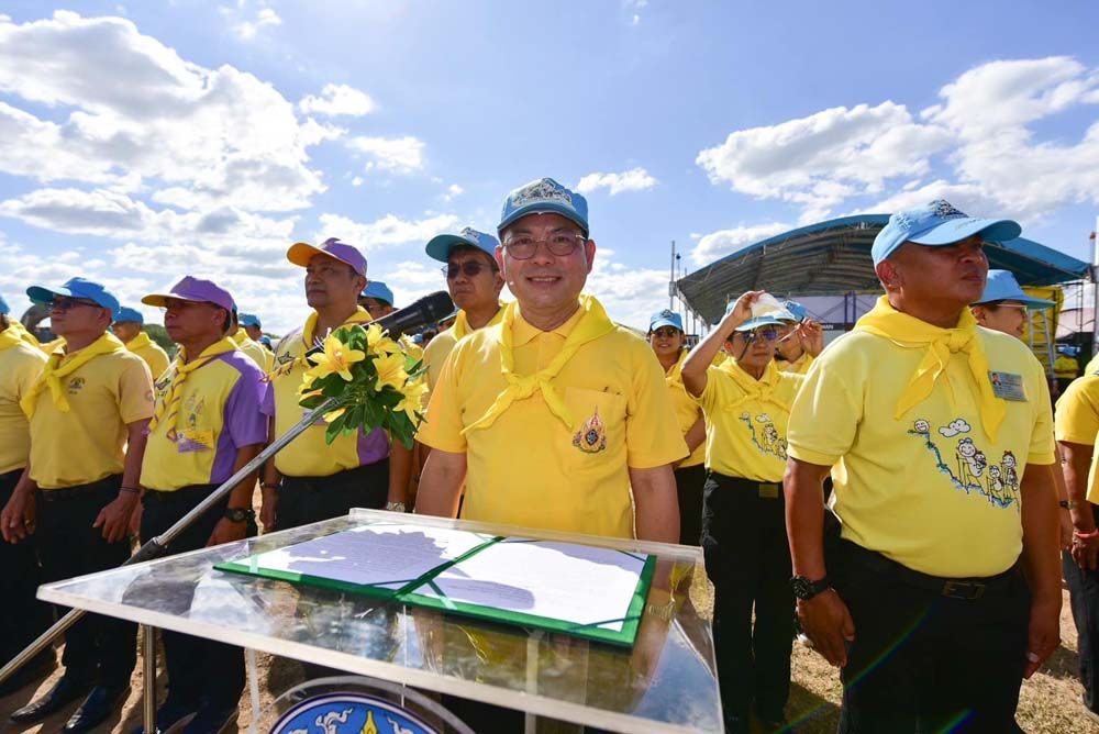 รายงานพิเศษ : จังหวัดอุตรดิตถ์ ร่วมกับ สำนักงานชลประทานที่ 3 Kick off กิจกรรม ‘เราทำความดี ด้วยหัวใจ กำจัดวัชพืชและผักตบชวา’