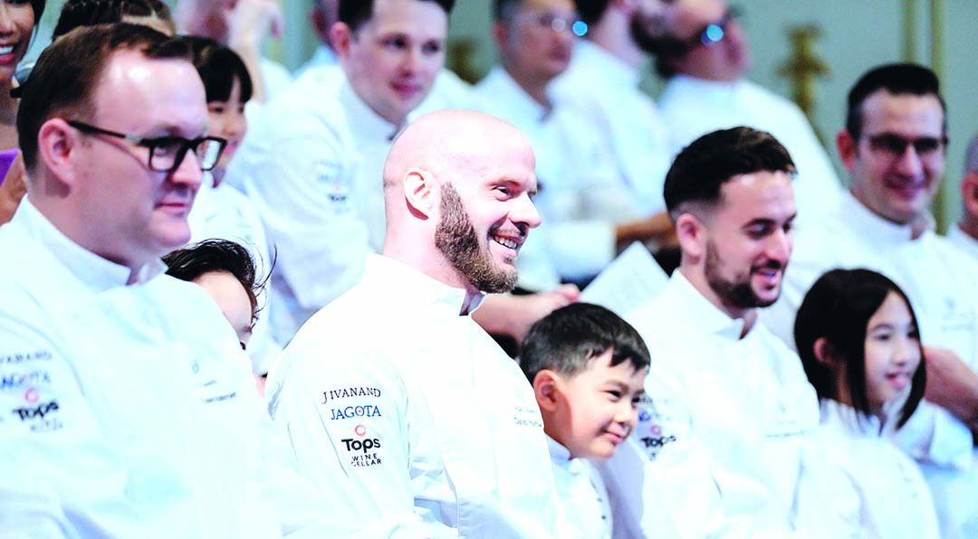 30 เชฟดังจากโรงแรมชั้นนำ จับมือเชฟมิชลิน รังสรรค์ 10 คอร์สเมนูสุดหรู  Bangkok Chef Charity 2024 สมทบทุนเข้ามูลนิธิเทพรัตนเวชชานุกูลฯ