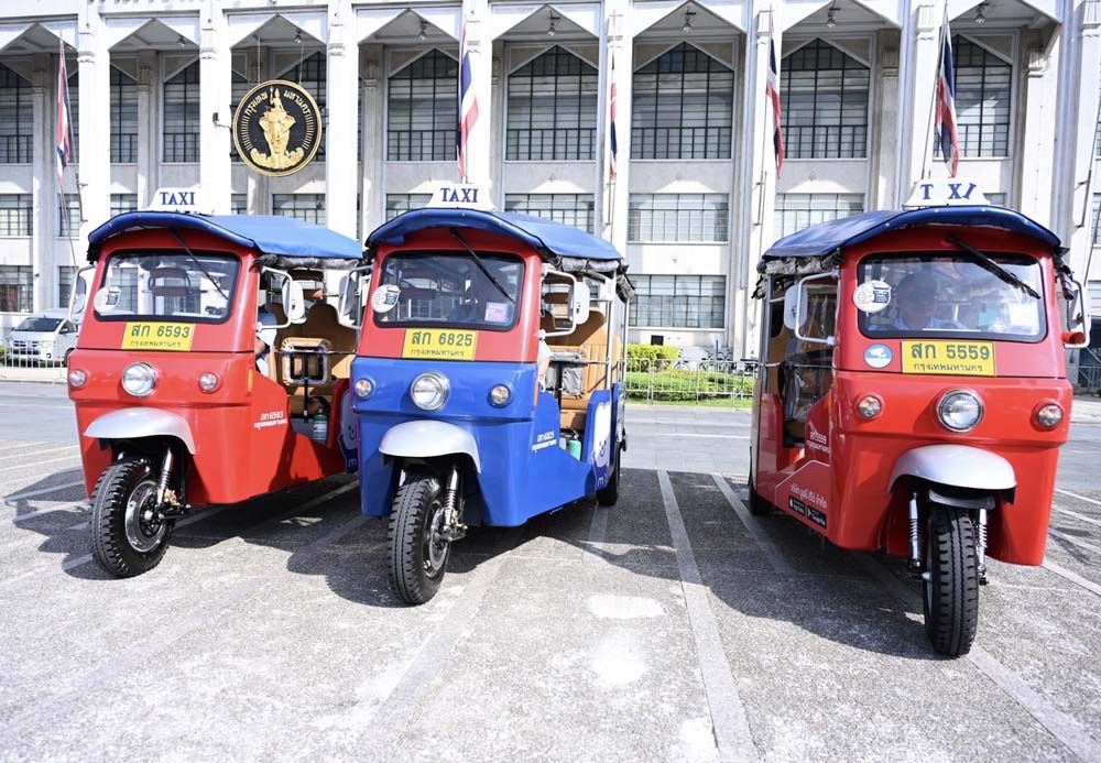 รับสมัครขับรถสามล้อไฟฟ้าด่วน!