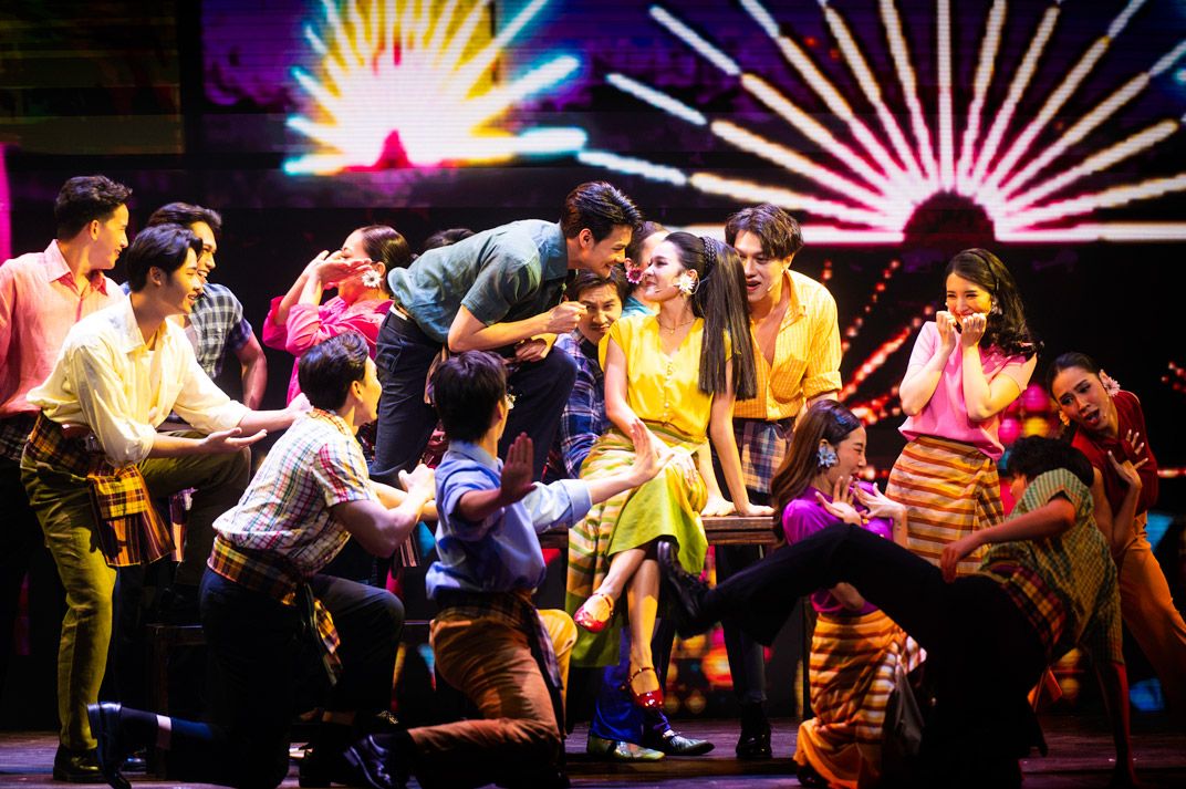 ละครเวที'มนต์รักลูกทุ่ง ทองกวาวเดอะมิวสิคัล'ร้องเล่นเต้นสุด