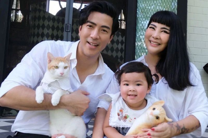 'ก้อย วลัยลักษณ์'เสียน้ำตาเมื่อเจอคุณสามี'โย่ง อาร์มแชร์'เซอร์ไพรส์วันเกิดด้วยน้องแมวเหมียวตัวนี้