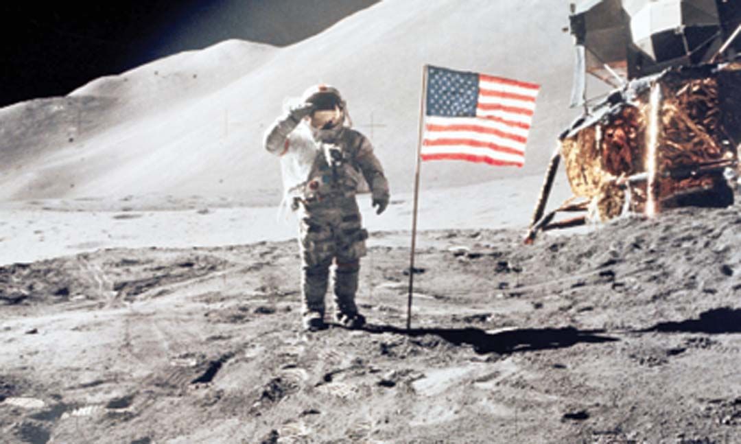 Science Update : พื้นผิวดวงจันทร์กำลังเปลี่ยนไปเพราะน้ำมือมนุษย์