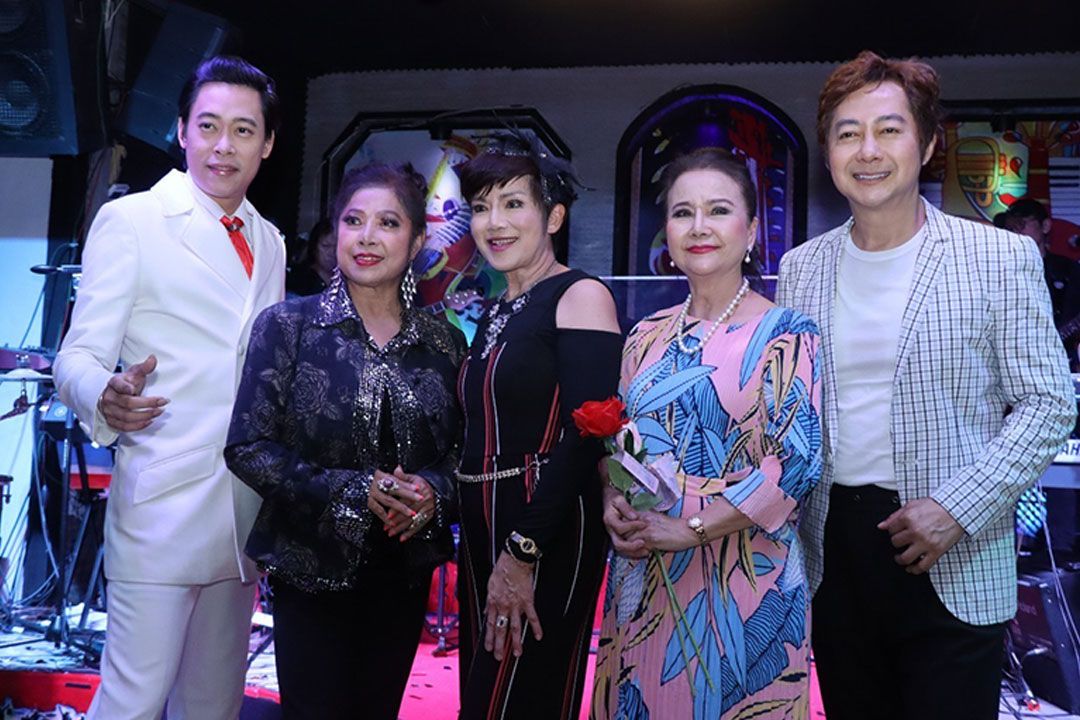 ประมวลภาพคอนเสิร์ตส่งท้ายปลายปี  I LOVE TO LOVE บทเพลงยุค ‘80-’90 เอาใจวัยเก๋ายุคโก๋หลังวัง