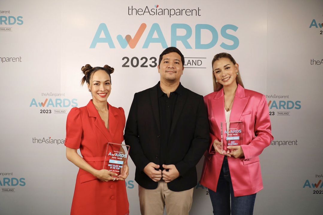 ‘วิกกี้-ซาร่า’ รับรางวัล theAsianparent Awards 2023