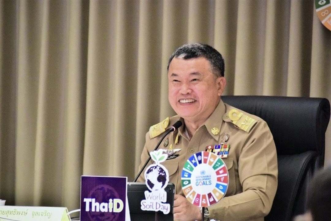 ปลัด มท.ปลุกจิตวิญญาณชาวราชสีห์ผู้จงรักภักดี มุ่งแก้ไขในสิ่งผิด สืบสานในพระราชปณิธาน