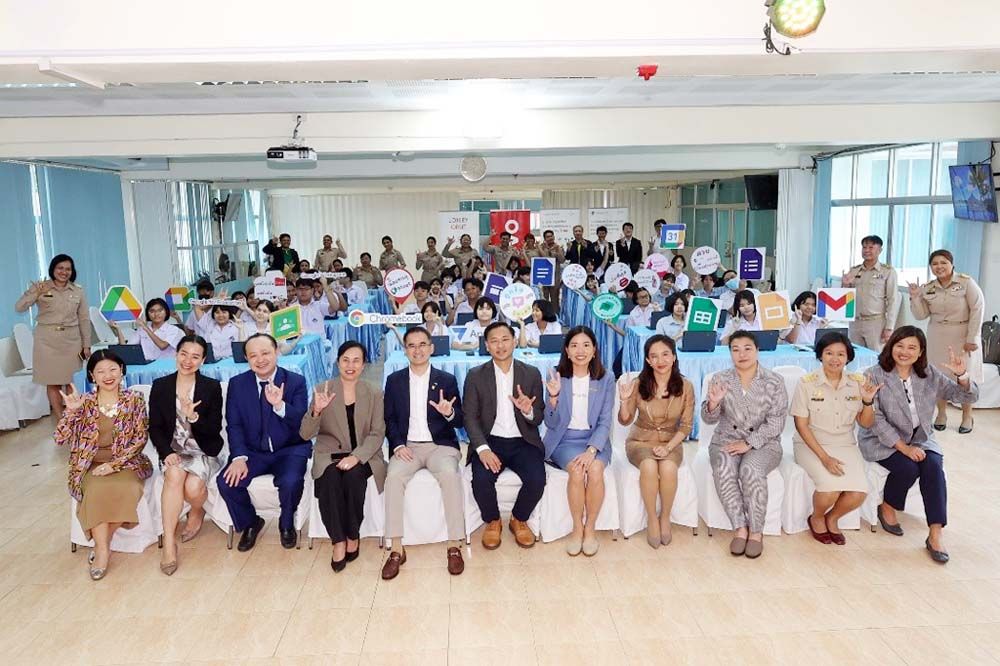 เลอโนโว-Google for Education  มอบอุปกรณ์คอมพิวเตอร์ รร.เศรษฐเสถียร