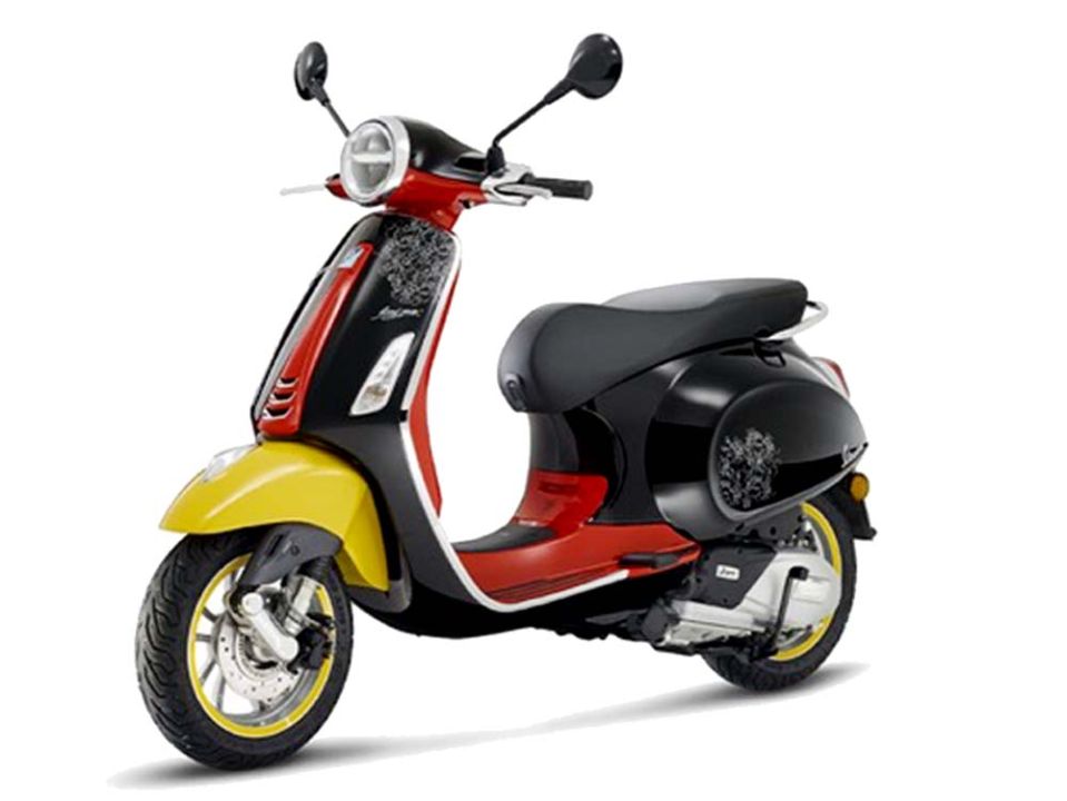 Disney Mickey Mouse Edition by Vespa