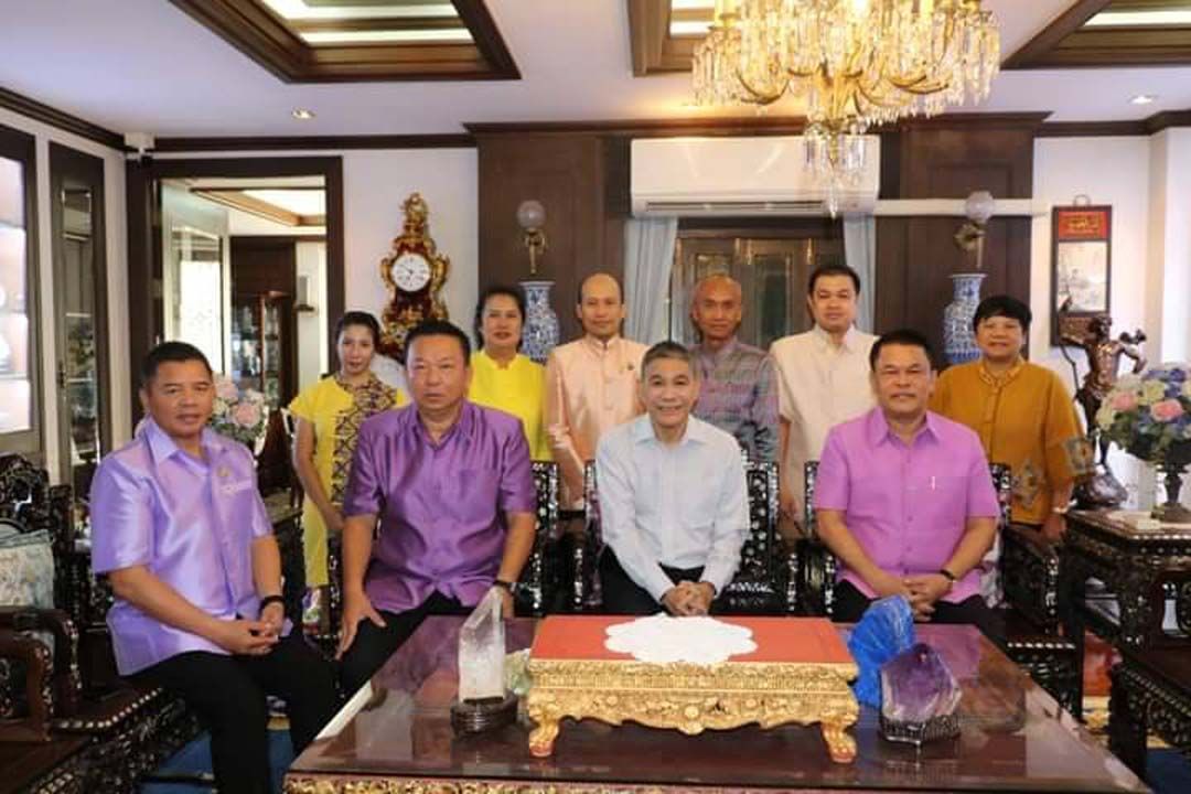 'อธิบดีกรมฝนหลวงฯ'นำคณะเข้าพบ'พล.อ.อ.ชลิต พุกผาสุข-จรัลธาดา กรรณสูต' ขอพรเนื่องในเทศกาลปีใหม่