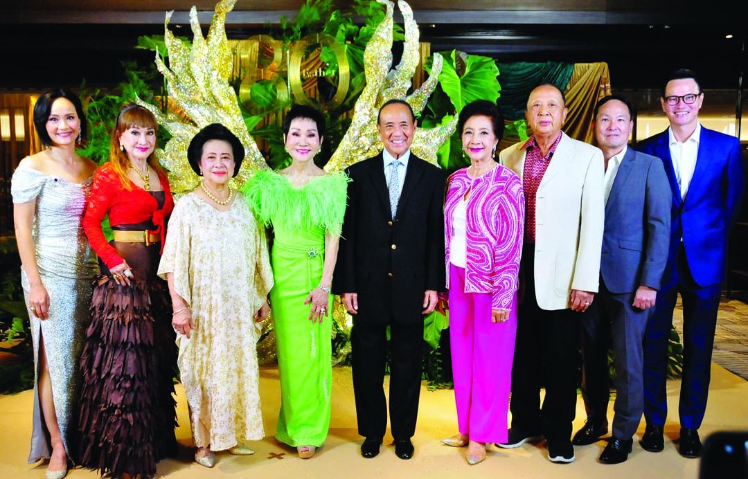 Celebrate my Golden 80th Esther คุณหญิงชดช้อย โสภณพนิช