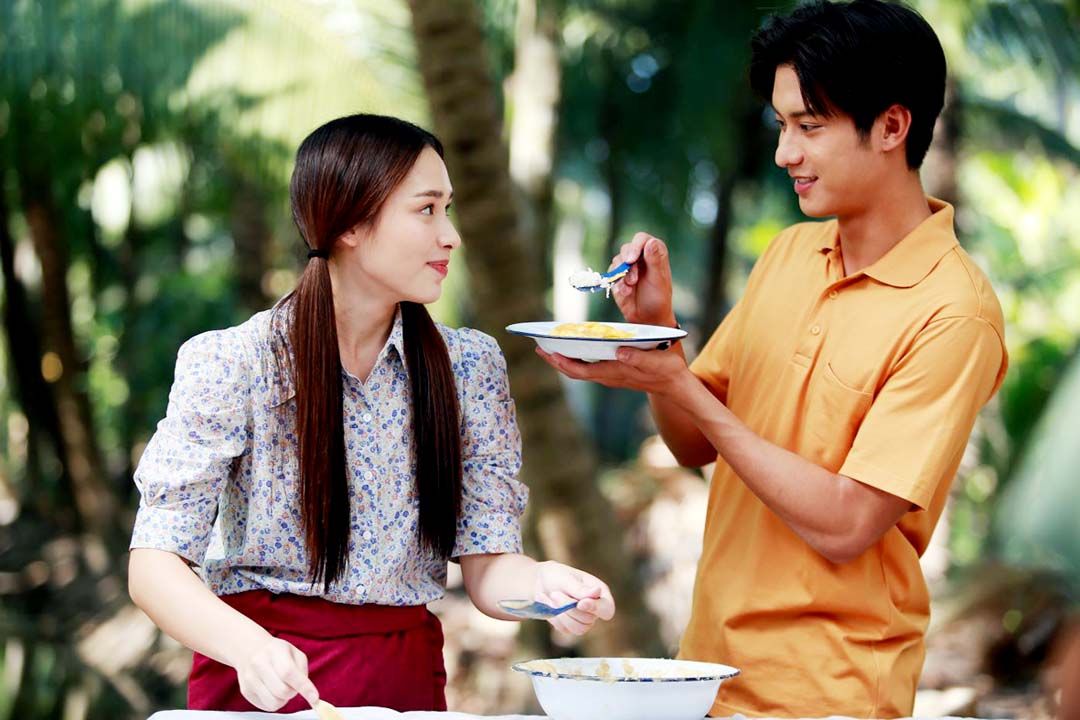 กระตุกต่อมชวนจิ้น ‘ออกัส-น้ำฟ้า’ เคมีหวาน  เตรียมส่ง ‘รักท่วมทุ่ง’ ละครฟีลกู๊ด ลงจอ ม.ค.นี้