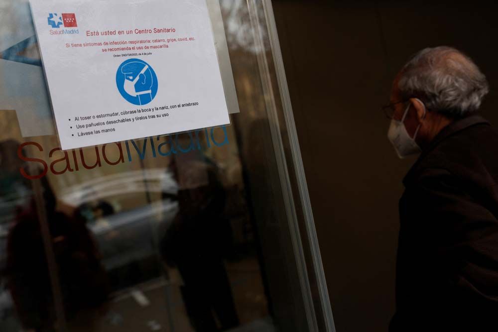 Health News : สเปนบังคับสวมหน้ากากอนามัยในโรงพยาบาล