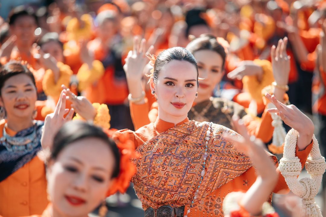 ‘มานิต้า’ นางสาวไทย ปี 2565  นำทีมรำบวงสรวงสดุดี ‘กรมหลวงประจักษ์ศิลปาคม’ ผู้ก่อตั้งเมืองอุดร