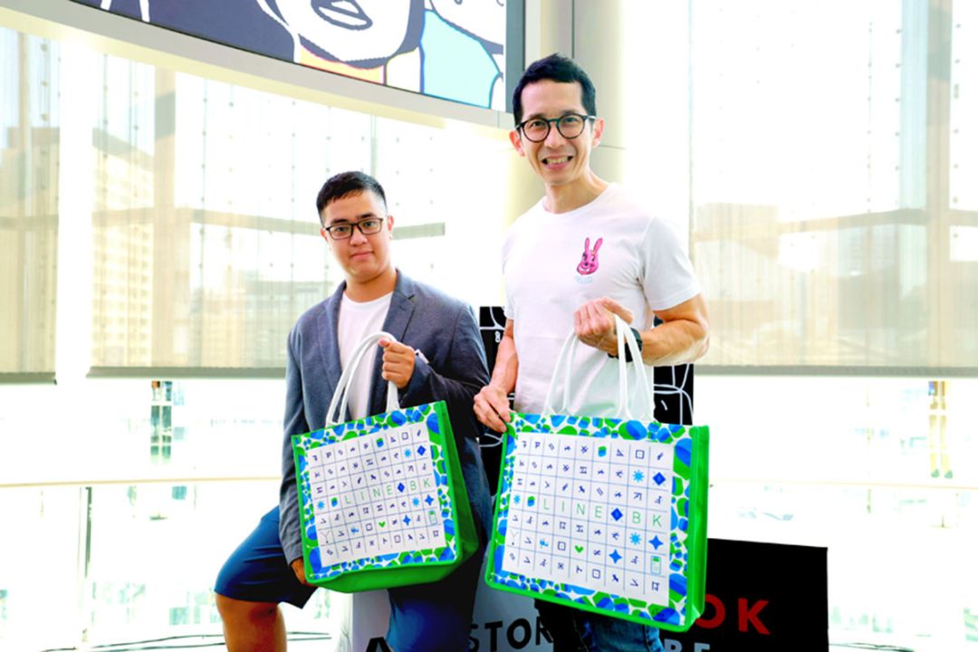 LINE BK จับมือ Alex ศิลปินเด็กพิเศษ จัดทำกระเป๋าคอลเลคชั่น ‘ArtFin Inspire’