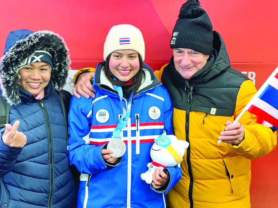 ประวัติศาสตร์คนไทย!  ‘ชมพู่’คว้าเหรียญยูธโอลิมปิกฤดูหนาว