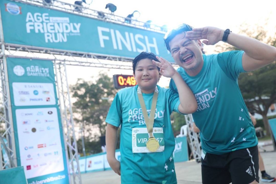 ‘เต๋า-สมชาย’ นำทีม วัยเก๋ารันนิ่ง กับกิจกรรม ‘Age Friendly Run by Samitivej 2024’