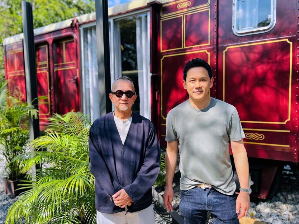 ‘ฟลุค’ บุกวิลล่า 35 ล้าน!  ชมงานอาร์ตกลางธรรมชาติหินผา