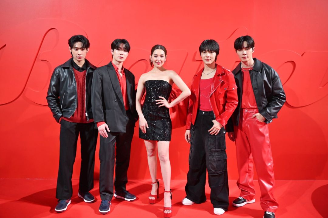 'บาจา'ขนทัพคนดัง ร่วมสร้างเซอร์ไพรส์ครั้งใหม่ ในงาน 'Bata Paint the Town Red Event'