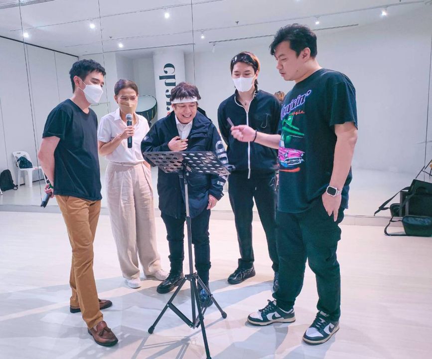 'ตู่-คริส-สปาย' เปิกห้องซ้อมใน THE SHOW Suntaraporn Songs Of Memory