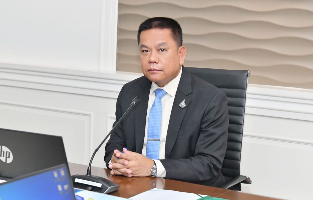 ชป.ส่งเครื่องสูบน้ำช่วยเกษตรกรสู้ภัยแล้ง