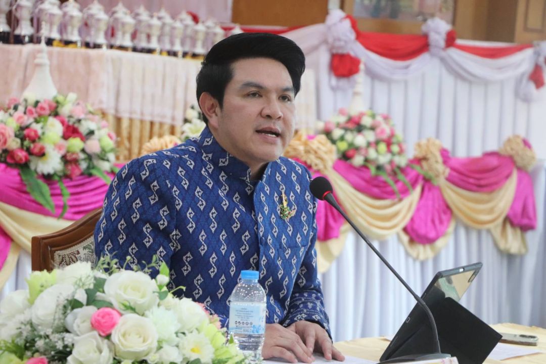 เสมา 2 พร้อม สพฐ. ลงพื้นที่เยี่ยมโรงเรียน นครพนม ชื่นชมจัดการเรียนรู้ได้ดีเข้มแข็งมีคุณภาพ