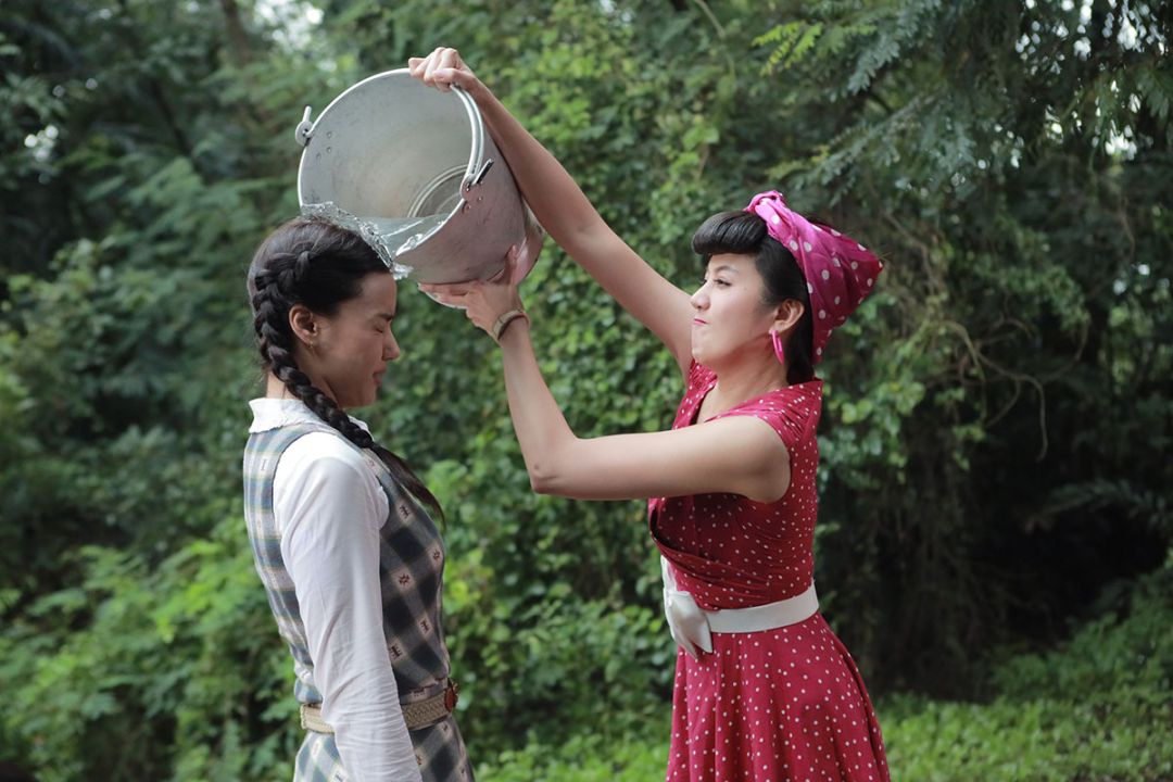 ‘เม-นิศาชล’ แค้นฝังหุ่น ราดน้ำ ‘อแมนด้า’ จนเปียกปอน