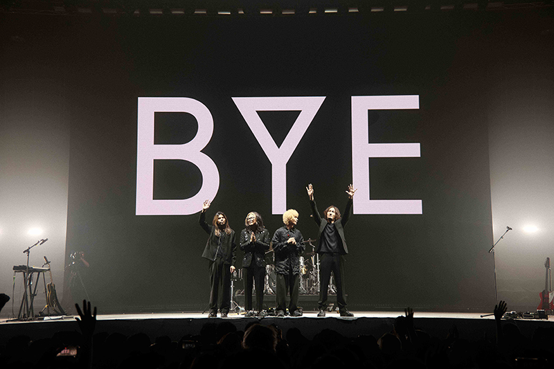 THE YERS ปิดฉากตำนาน15 ปีวงร็อกชุดดำอย่างสวยงาม กับคอนเสิร์ต 'เต้นรำครั้งสุดท้าย'THE YERS FAREWELL CONCERT