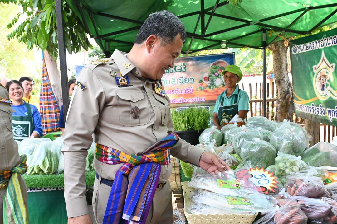 ปลัดมหาดไทยลงพื้นที่บ้านดงเรือง จ.อุดรธานี ให้กำลังใจผู้ใหญ่บ้าน-ทีมหมู่บ้านขับเคลื่อน หมู่บ้านยั่งยืน