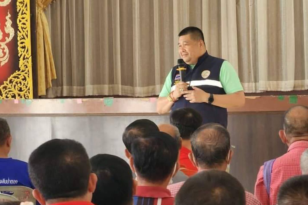 'อธิบดีกรมการข้าว' พบปะพี่น้องชาวนาพะเยา ติดตามปัญหาข้าวอย่างใกล้ชิด