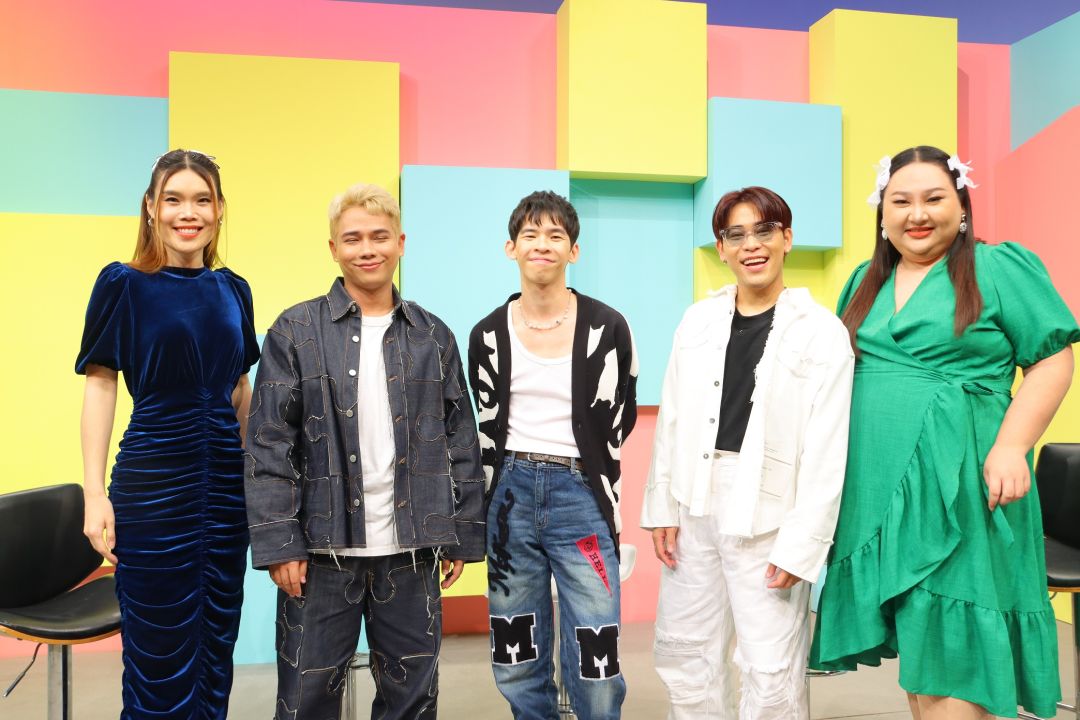 คนฮอต ร้านปัง ยกทัพเปิดซิงรับซัมเมอร์'พีค-บอส'ปล่อยซิงเกิลชวนทำชาเลนจ์ใน'เห็นเป็นเรื่อง'