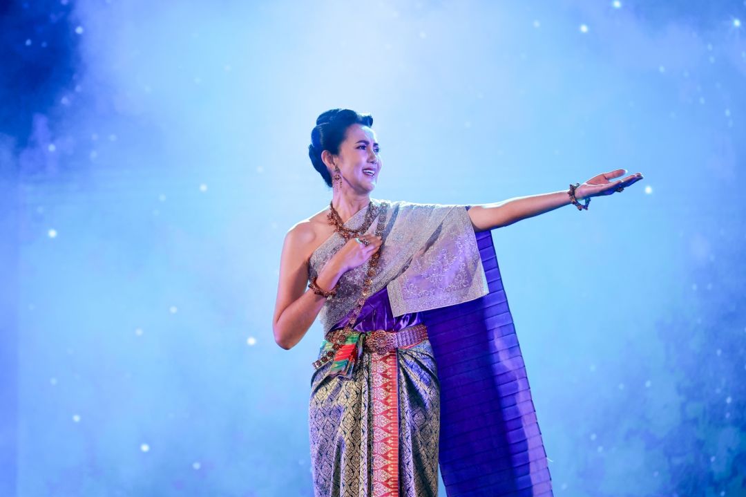 ผู้ว่าฯ โคราช ร่วมชมงานแสดง แสง สี เสียง 'วีรชน บุปผาชาติ ท้าวสุรนารี'นักแสดงปลื้มปริ่ม คนดูปลื้มใจ