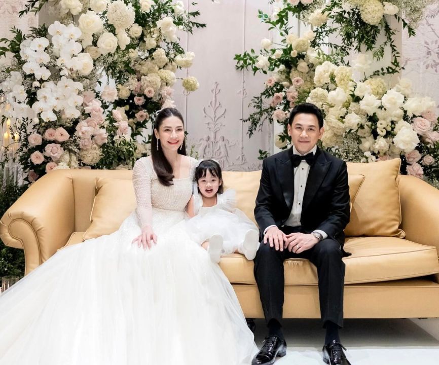 สุดซีฟ!บรรยากาศงานแต่ง'ฟลุค-ลี'ดีใจที่มี 'นาตาชา'