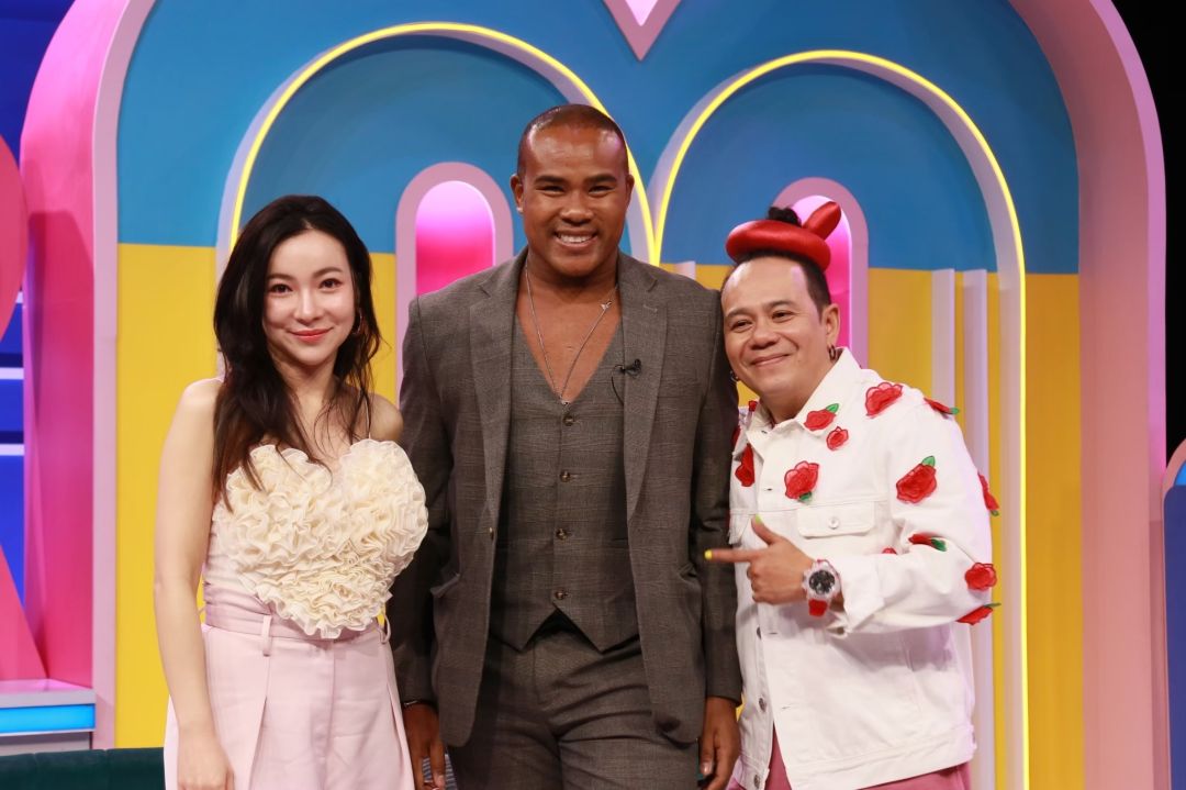 มาเซอร์ไพร์สเจอเซอร์ไพร์สกว่า'ต้นหอม'ช็อค'รัศมีแข'ซุกผู้ชายไว้ในห้อง!