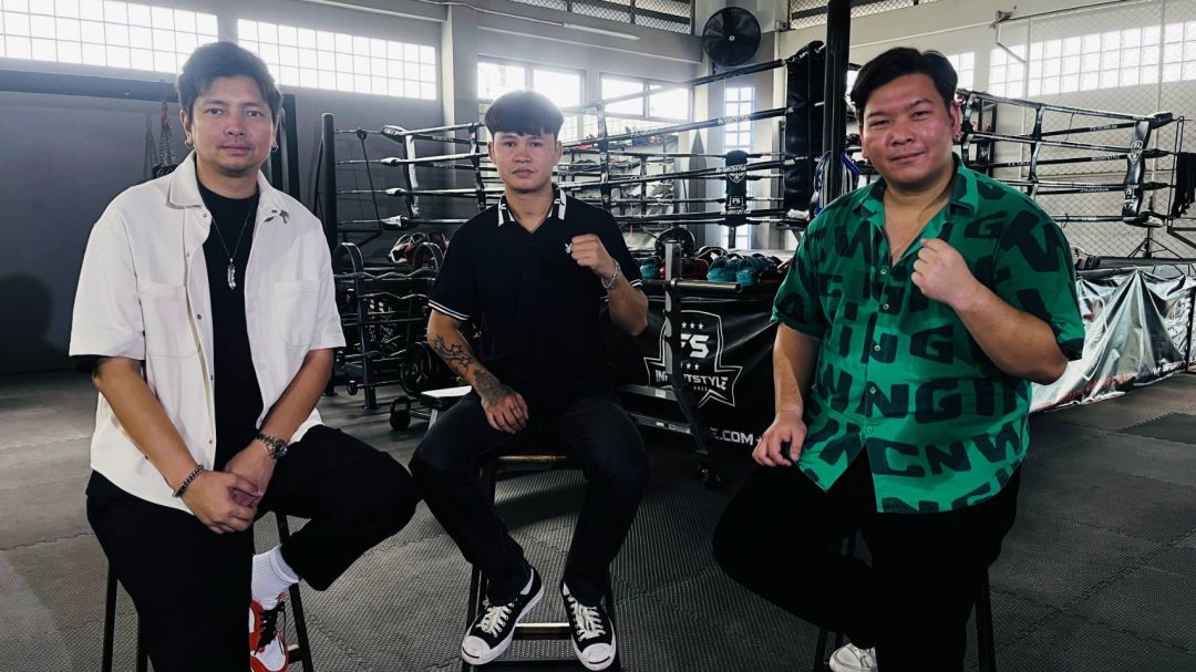 โดนใจแฟนกำปั้น 'SPORTS LIFE'เปิดวาร์ปมวยซ้ายเข่าดุ 'ป้อมเพชรพีเค.แสนชัยมวยไทยยิม'