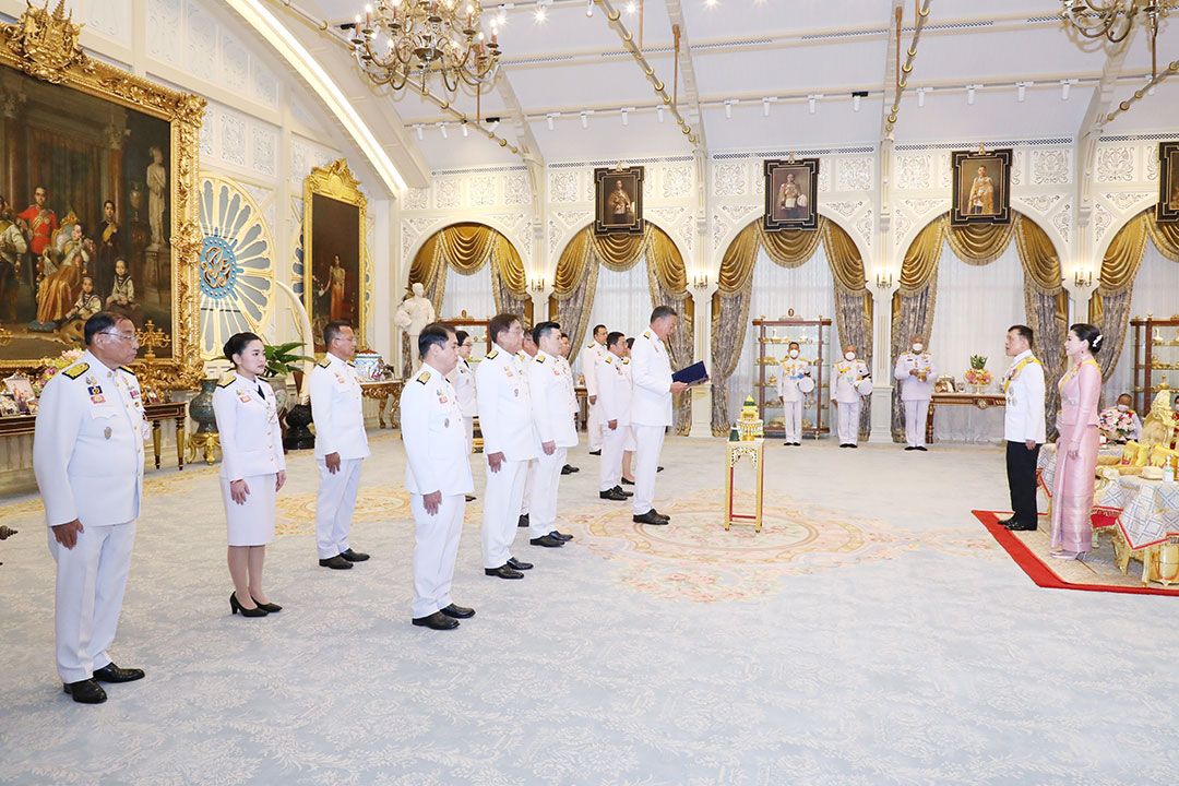 'ในหลวง'ทรงมีพระราชดำรัสแก่รมต.ใหม่ ให้ปฏิบัติหน้าที่ด้วยความรู้ความเชี่ยวชาญและคุณธรรม