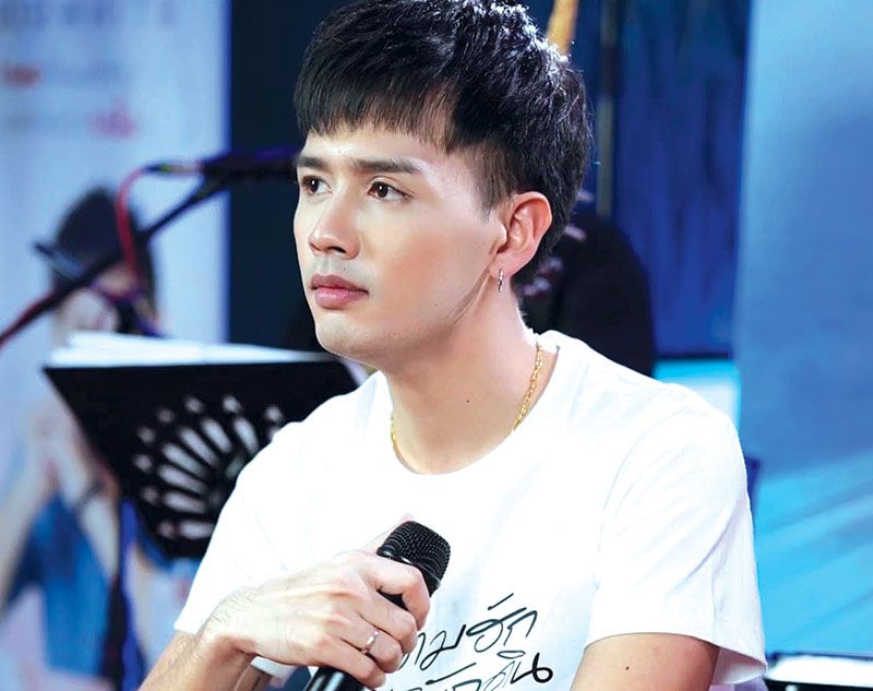 ‘จา สิงชัย’ปล่อยเพลงแรก‘อ้อมกอดที่ปลอดภัย’  อัลบั้มความฮักของบักดินทำเอาน้ำตาแตก!!