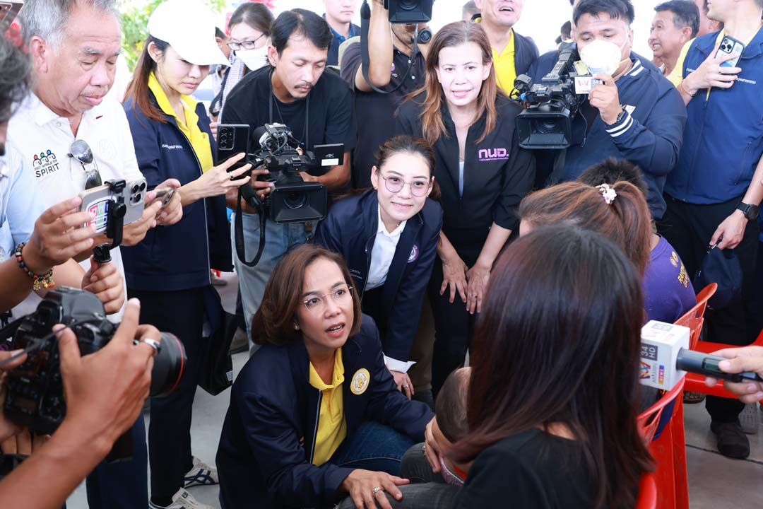 ‘พิมพ์ภัทรา’สั่งการ‘ดีพร้อม’ เร่งเยียวยาปชช.มาบตาพุด จากเหตุเพลิงไหม้ถังเก็บสารเคมี