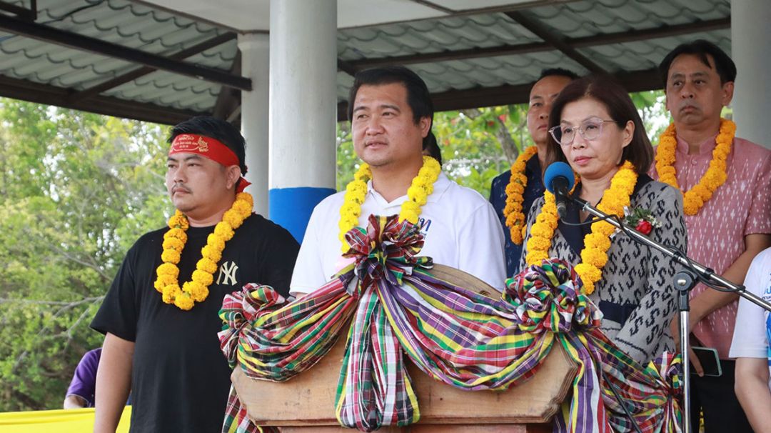 รายงานพิเศษ : อลังการขบวนแห่บั้งไฟ เมืองเก่าไชยบุรีชุมชน 200 ปี  ต้นตระกูลไทยญ้อ รมช.คมนาคมหนุนท่องเที่ยวสำคัญ