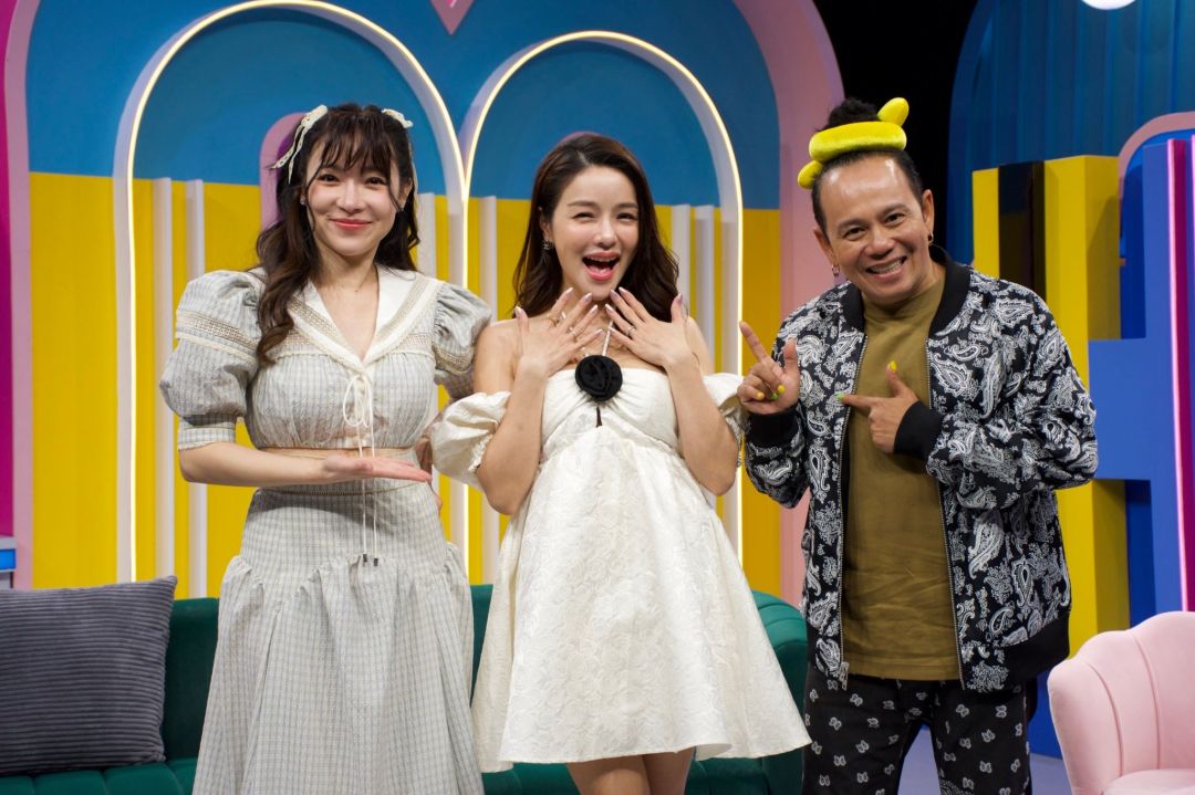 สามี 'แอร์-ภัณฑิลา'แอบส่องกล้องวงจรปิดตลอดเวลาเพราะเหตุนี้?