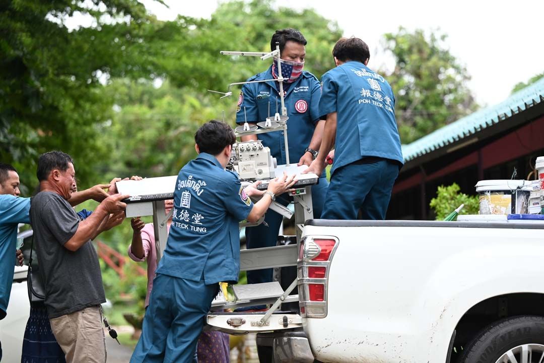 ‘ป่อเต็กตึ๊ง-กรมกิจการสตรีฯ’มอบอุปกรณ์ประกอบอาชีพให้กับสตรีด้อยโอกาสขอนแก่น