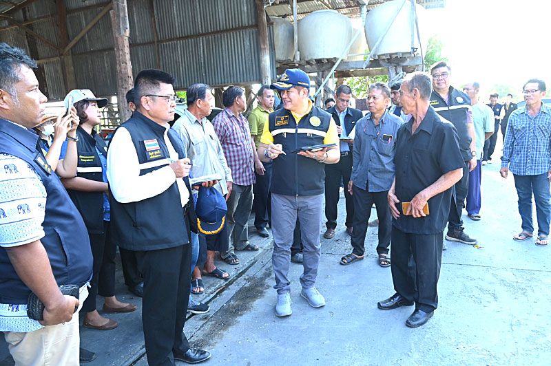 รมว.เกษตรฯสั่งการ  ตั้งศูนย์บัญชาการฯ  รุดสำรวจ-ช่วยเหลือ  ผู้ประสบภัยน้ำเค็ม