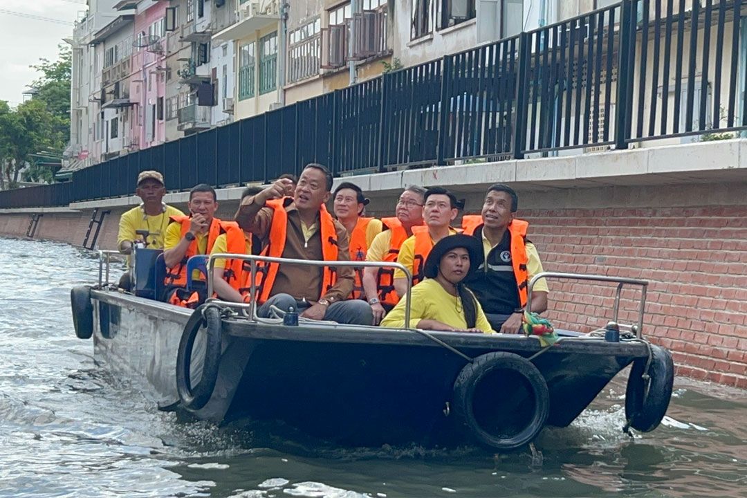 'เศรษฐา-ชัชชาติ'ล่องเรือตรวจติดตามความก้าวหน้าโครงการเฉลิมพระเกียรติฯ