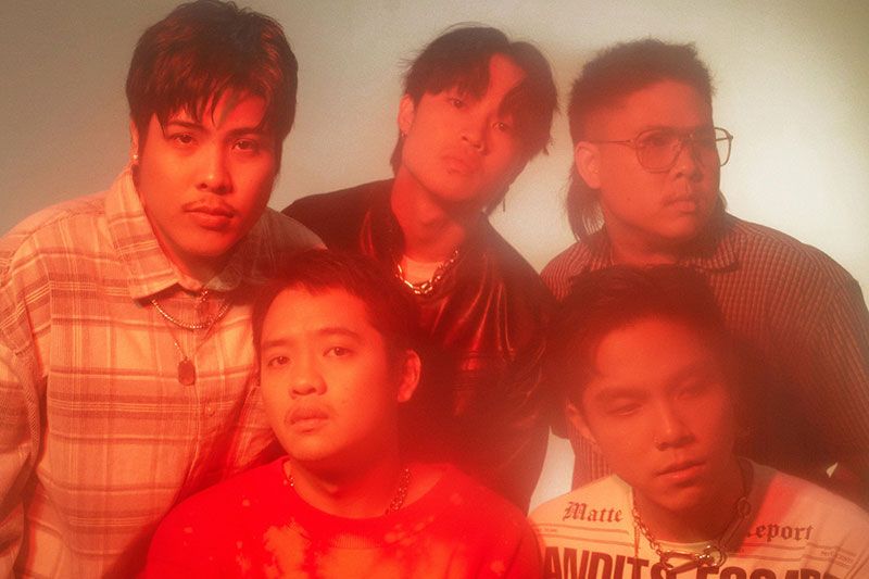BOMB AT TRACK ทัวร์ Unplugged ครั้งแรก 5 จังหวัด  พิเศษ..ฟังเพลงใหม่ก่อนใคร!