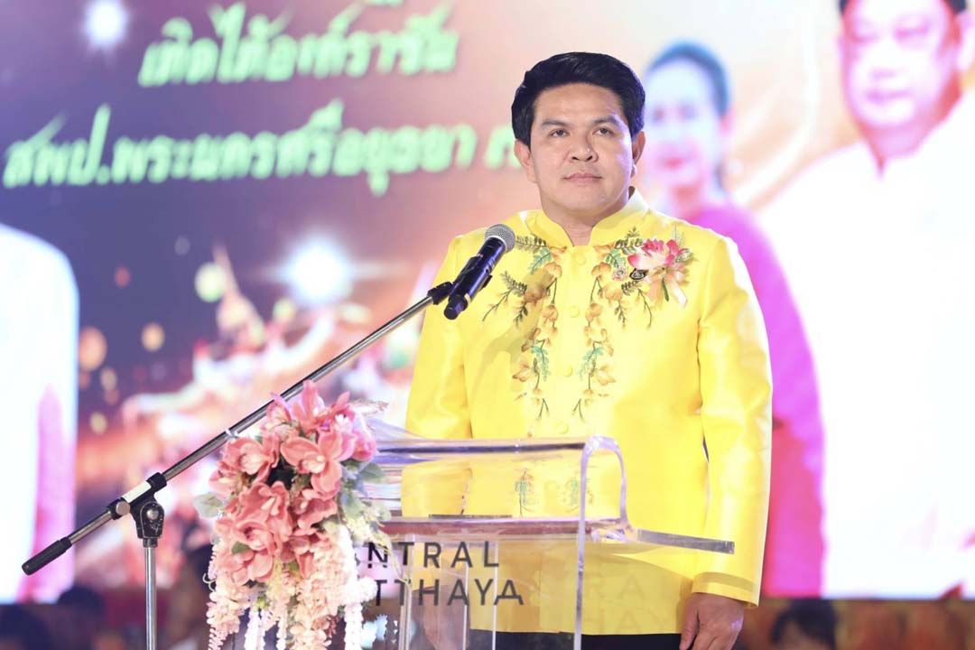 'รมช.สุรศักดิ์​'เปิดงานมหกรรมดนตรีนาฏศิลป์ไทย เทิดไท้องค์ราชัน​ เฉลิมพระเกียรติ​'ในหลวง'