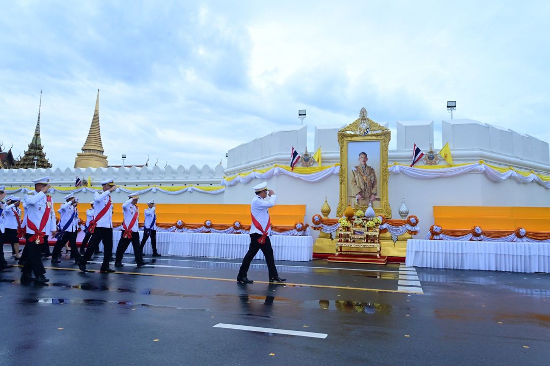 ‘มหาดไทย’จัดริ้วขบวนอิสริยยศ เชิญน้ำพระพุทธมนต์ศักดิ์สิทธิ์เคลื่อนไปยังพระที่นั่งอมรินทรวินิจฉัย