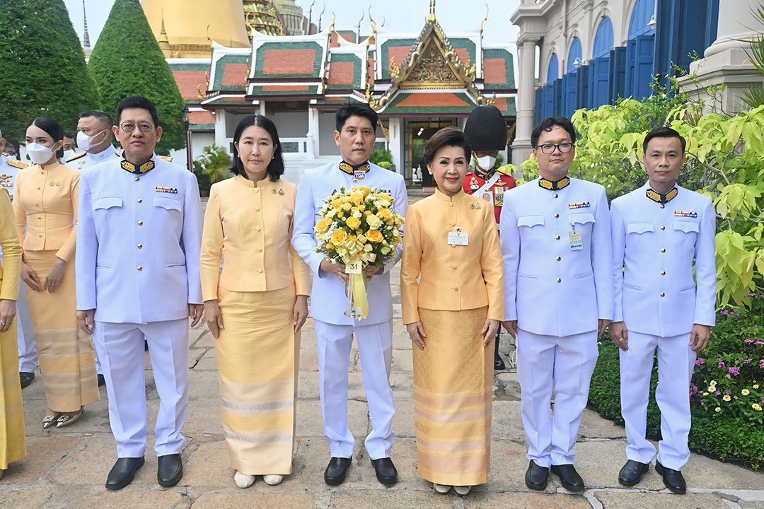 'TOA'ถวายพระพรชัยมงคล'พระบาทสมเด็จพระเจ้าอยู่หัว'