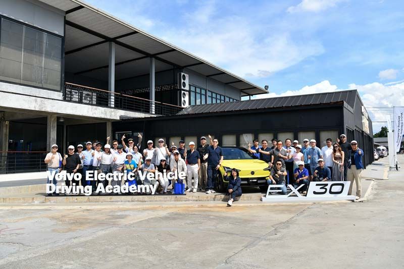 ครั้งแรกในไทย!! หลักสูตรเรียนขับขี่รถไฟฟ้าเต็มรูปแบบ Volvo Electric Vehicle Driving Academy