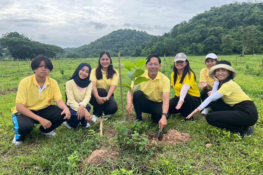 ‘จุฬาฯ สืบสาน สร้างป่า’ เฉลิมพระเกียรติฯ สมเด็จพระพันปีหลวง